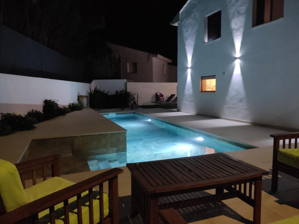Apto. El Pozo De Las Nieves Con Piscina Cobisa ภายนอก รูปภาพ
